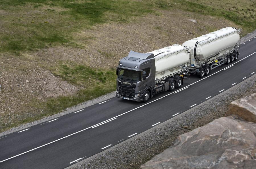  Scania R 730 6x2 Highline 2016 года  (фото 12 из 13)